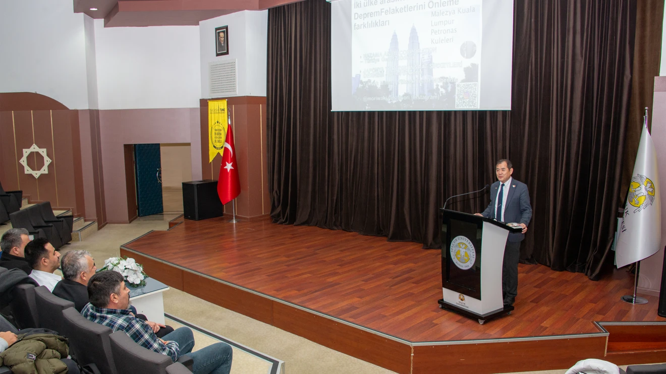 Japon Deprem Uzmanı Moriwaki Selçuk Üniversitesinde konuştu: Türkiye can kayıplarında dünyada 3. 